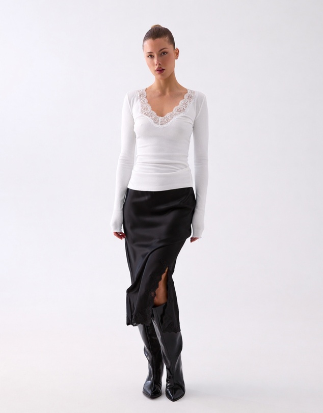 Style Addict - Lia Lace Trim Long Sleeve Top - White