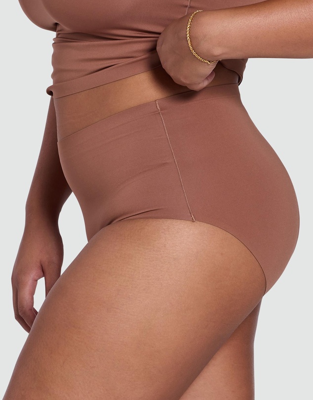 Hush Hush - Smooth Brief
