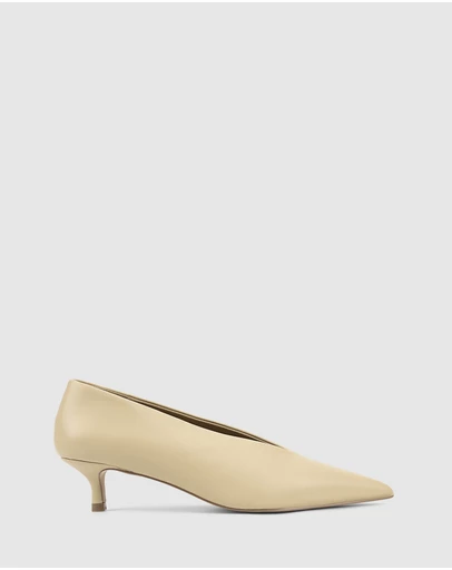 Siren - Flynn Point Toe Pumps