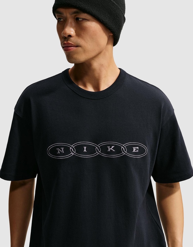 Nike - Nike Sportswear Premium Essentials T-Shirt