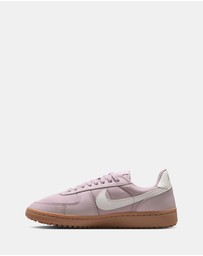 Nike - Field General - Women's