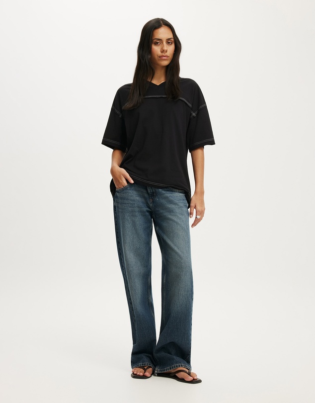 Cotton On - The Oversized V Neck Tee