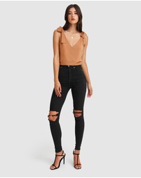 Belle & Bloom - Feel For You V-Neck Top