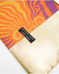 The Social Outfit - Gawaa Spliced Clutch