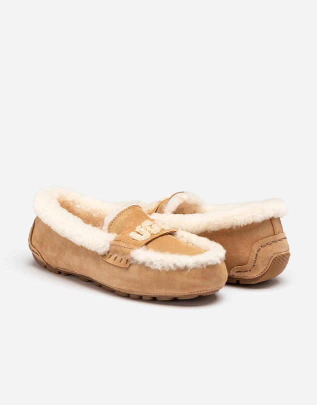 Ozwear Connection Uggs - Violet Shearling Moccasin
