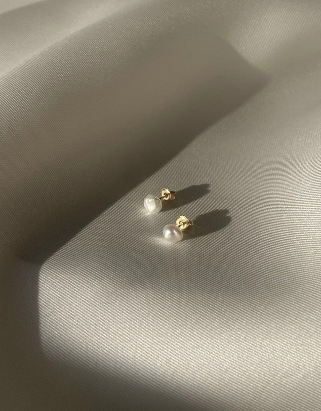 SAINT VALENTINE - Mara Keshi Pearl Studs - Gold