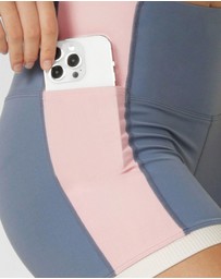 Lorna Jane - 12cm Set Point Two Pocket Bike Shorts