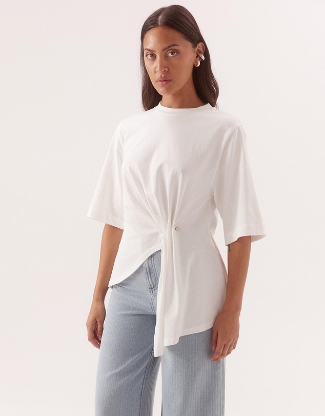 SOVERE - Sohvi Tee