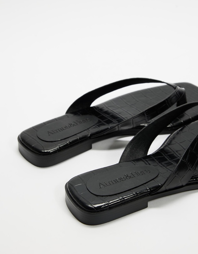 Atmos&Here - Capri Textured Square Toe Leather Thong Sandals