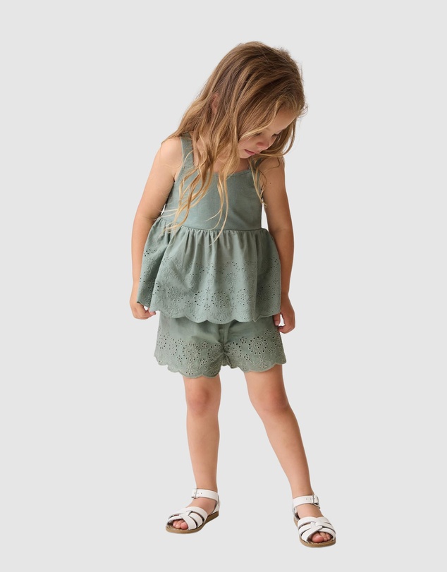 GAP - Polo Woven Eyelet Shorts - Babies-Kids