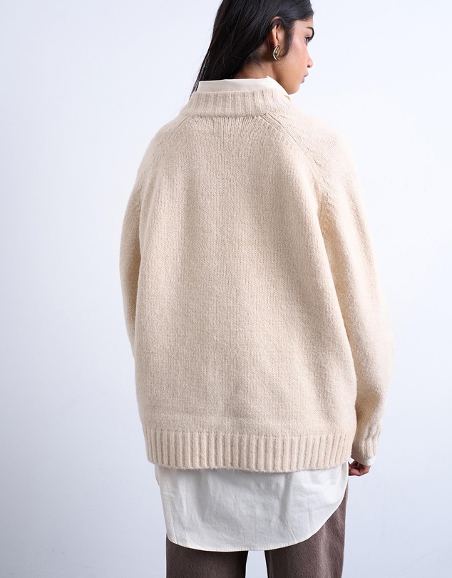 TOPSHOP - Knitted Clean V-Neck Jumper