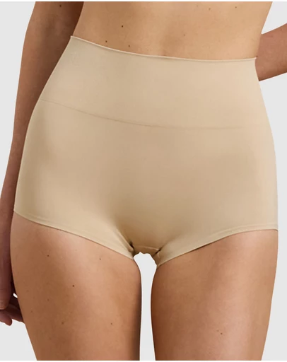 Lauren by Ralph Lauren - Luxe Smoothing Seamless High Waist Boyshort Underwear