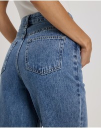 Atmos&Here - Mary Mid Rise Straight Leg Jeans