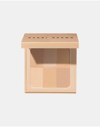 Bobbi Brown - Nude Finish Illuminating Powder - Nude