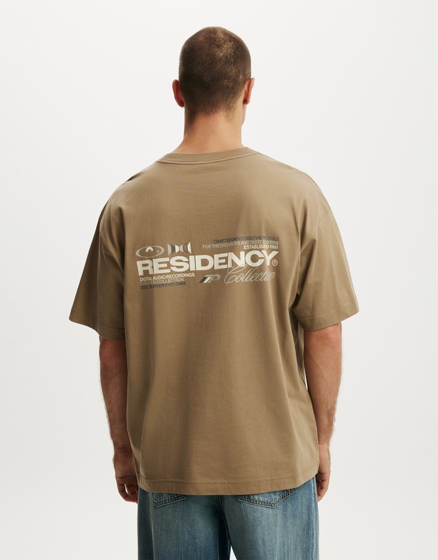 Cotton On - Box Fit Text T-Shirt