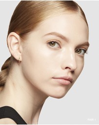 Bobbi Brown - Vitamin Enriched Skin Tint SPF 15