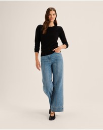 Review - Ayr Jumper