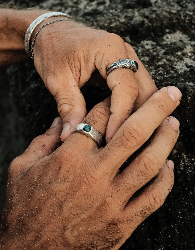 Haze & Glory - ICONIC EXCLUSIVE - Ocean Signet Ring in Oxidised 925 Silver