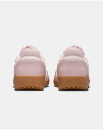 Nike - Terra Manta - Women's