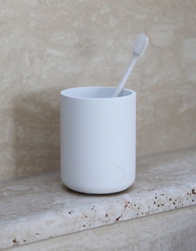 DESIGNSTUFF - ARC Tumbler/Toothbrush Holder