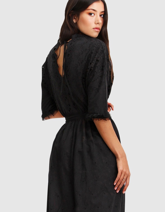 Belle & Bloom - All Eyes On Me Midi Dress