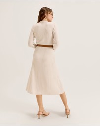 Review - Lina Knit Dress
