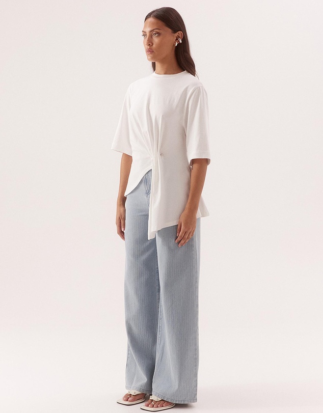 SOVERE - Sohvi Tee