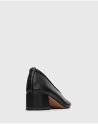 Betts - Alora Block Heel Ballet Pumps