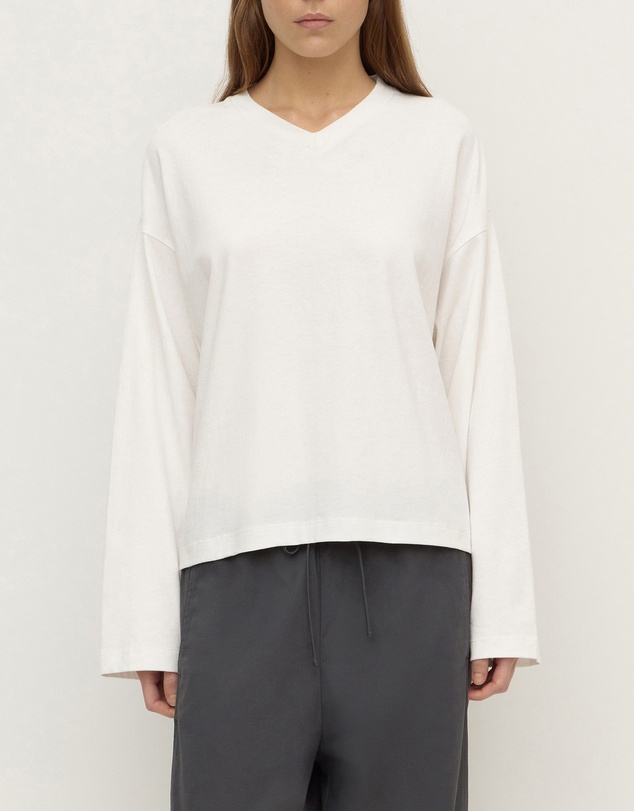 Assembly Label - Stella V Neck Oversized LS Tee