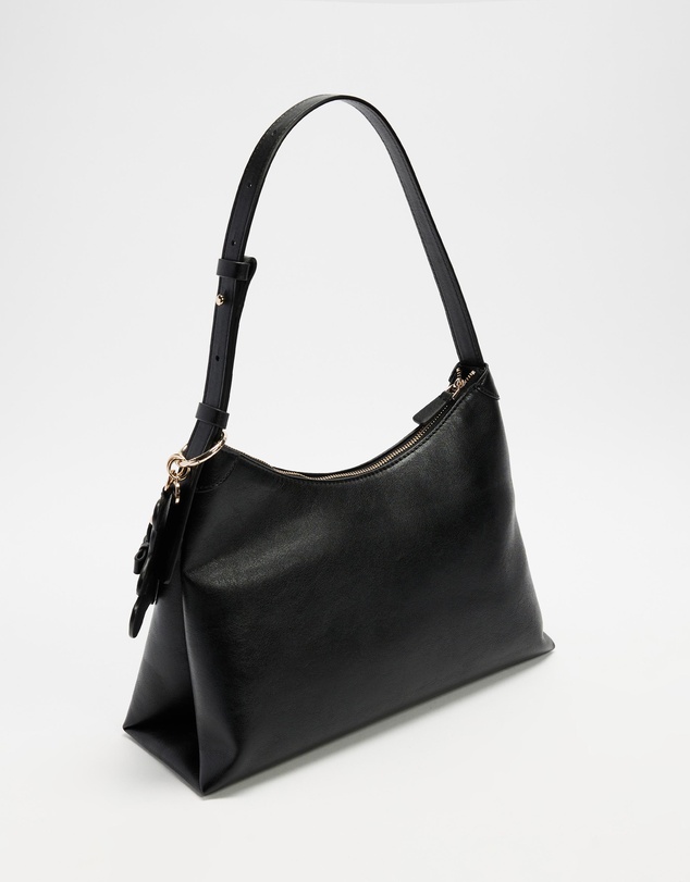 GUESS - Kassie Hobo