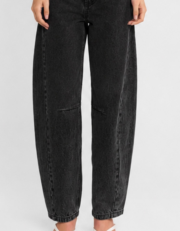 Madison The Label - Cora Barrel Jeans