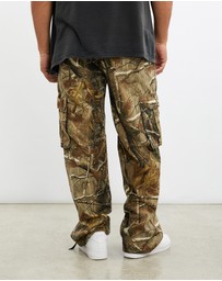 Vintage by The Real Deal - Pre Loved - Vintage Realtree Camo Cargo Pants