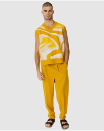 Justin Cassin - Ignite Pattern Knitted Vest