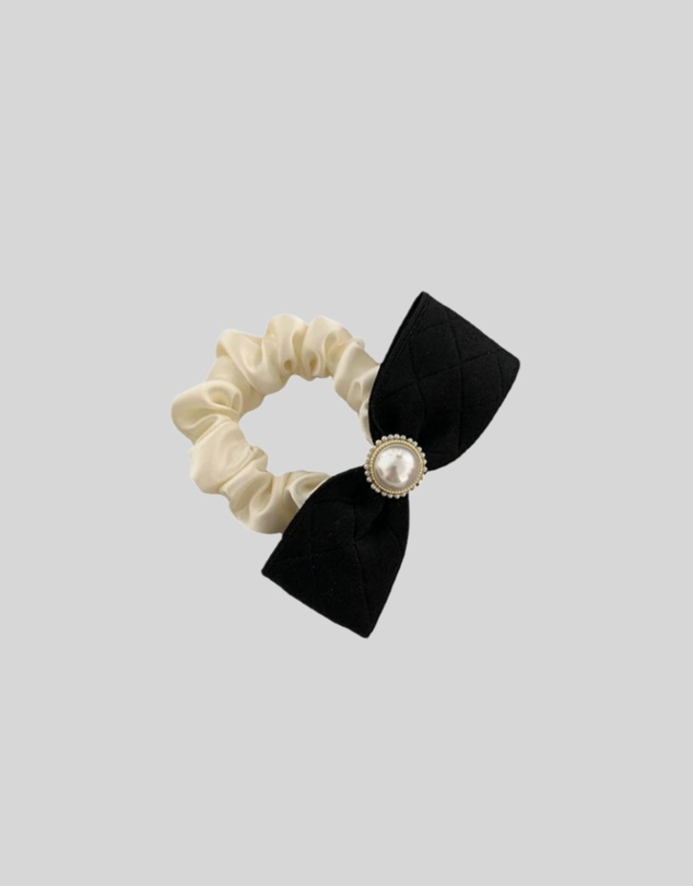 KAJA Clothing - Noir Pearl Bow Scrunchie
