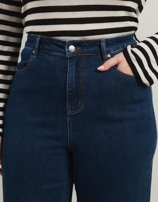 Atmos&Here Curvy - Betty High Waist Wide Leg Stretch Jeans