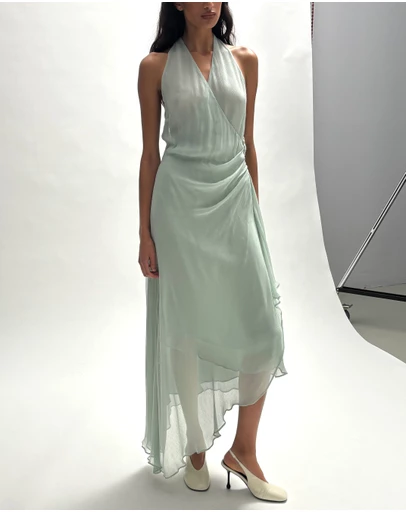 Minima Esenciales - Veda Halter Maxi Dress