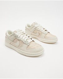 Nike - Dunk Low - Women's