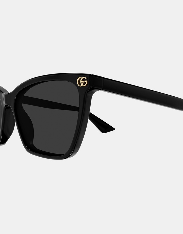 Gucci - GG2111S001 324-3