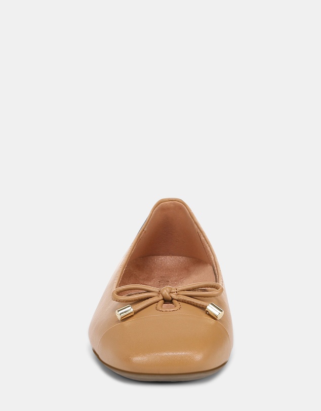 Vionic - Klara Ballet Flat - Camel Leather