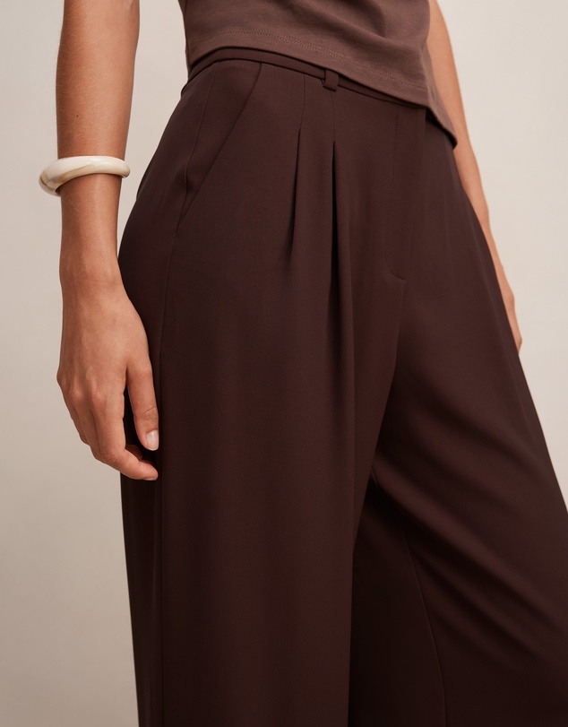 Forever New - Annabelle Pleated Wide Leg Pants