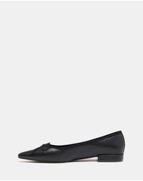 Therapy - Yazmina Pointed Flats