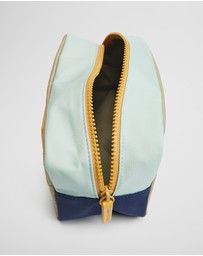 Country Road - Ripstop Wash Bag