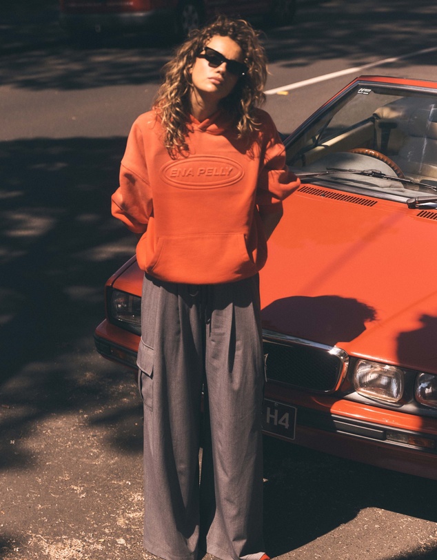 ENA PELLY - Washed Debossed Hoodie