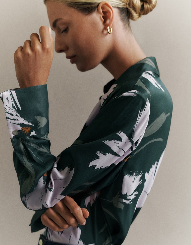 Trenery - Wilda Satin Shirt in Forest