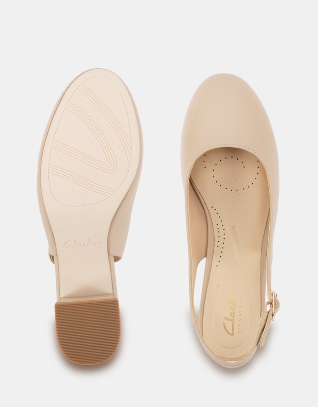 Clarks - Clara Nude