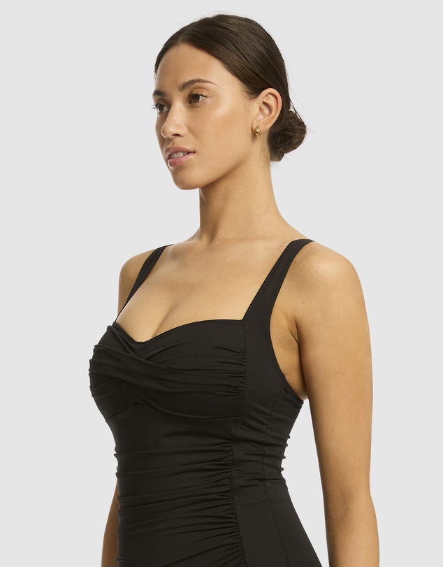 Sea Level Australia - Essentials Twist Front Multifit Boyleg One Piece