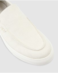 yd. - Belfast Slip On Shoe