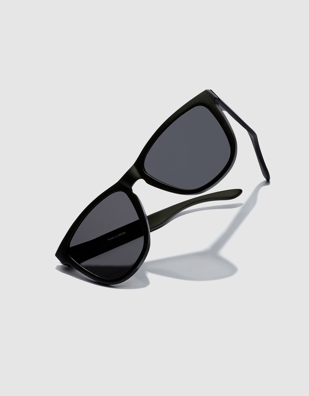 Hawkers Co - HAWKERS - Black One Raw Sunglasses for Men and Women UV400