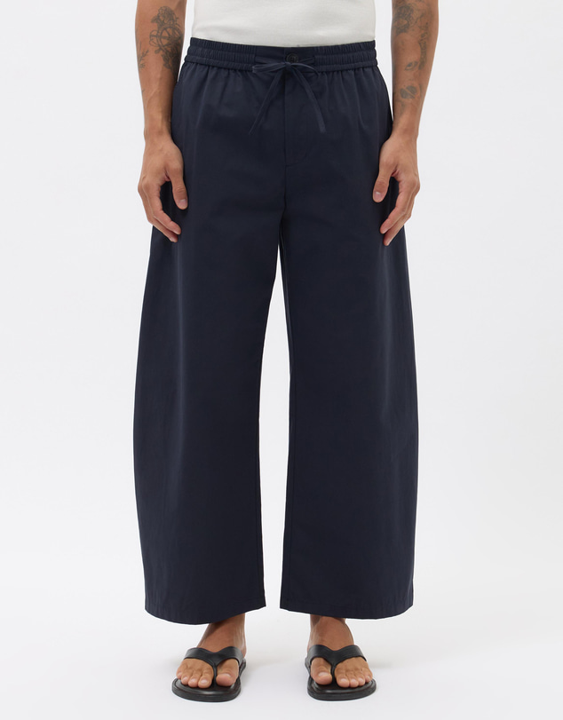 AERE - Cotton Barrel Leg Pant