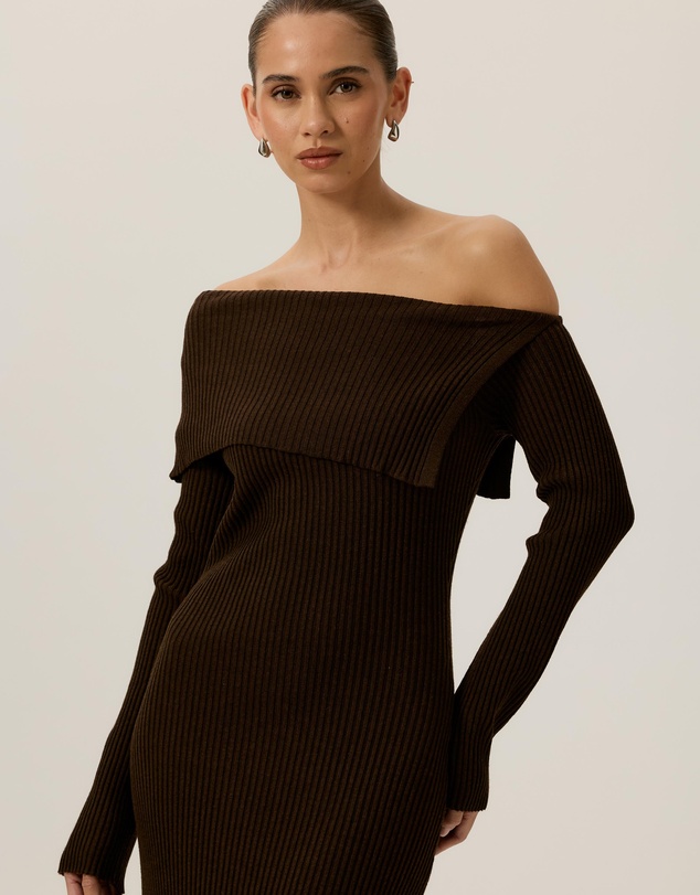 Tussah - Chloe Off Shoulder Knitted Midi Dress